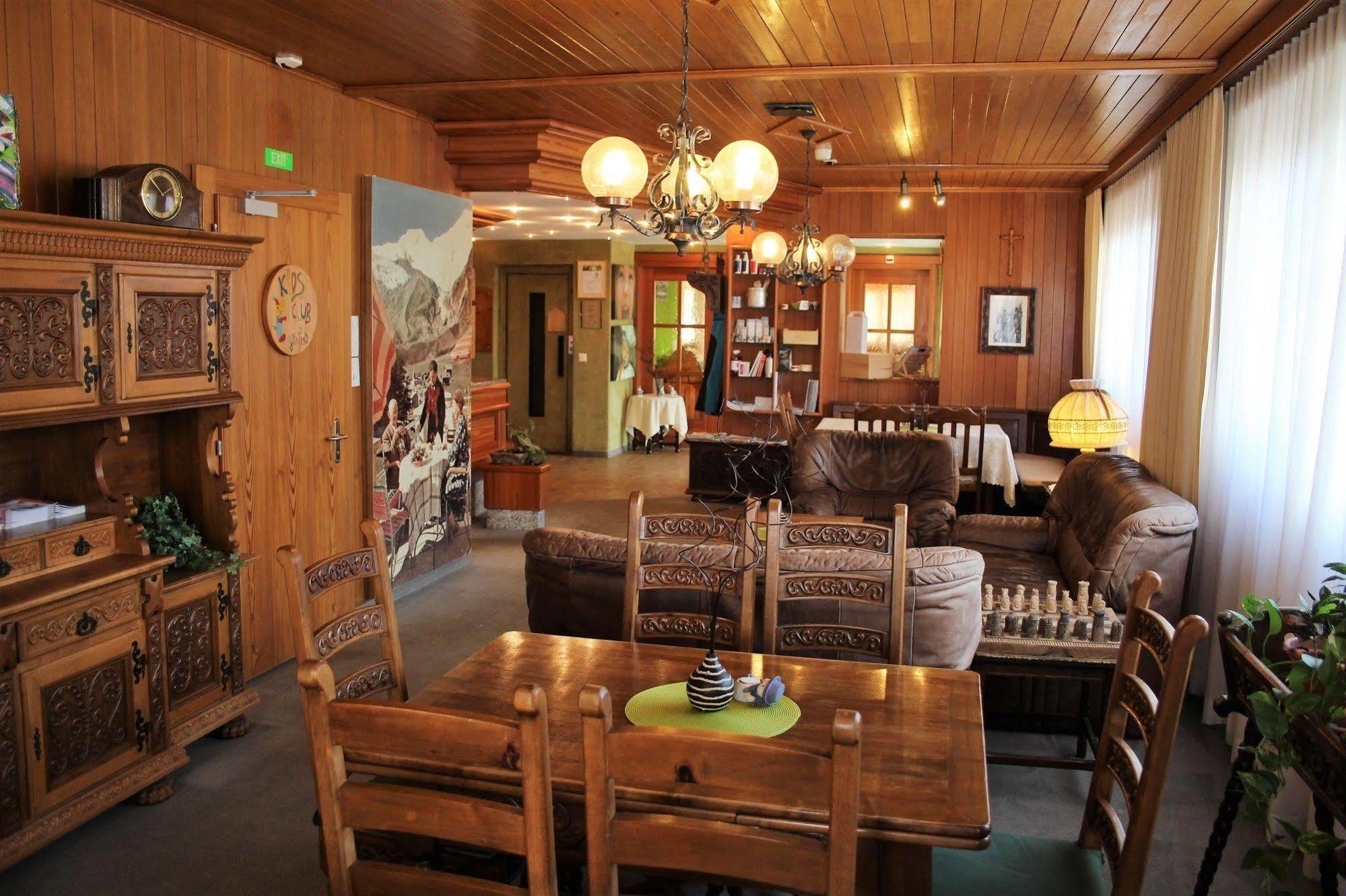 Swiss Family Hotel Alphubel Saas-Fee Buitenkant foto