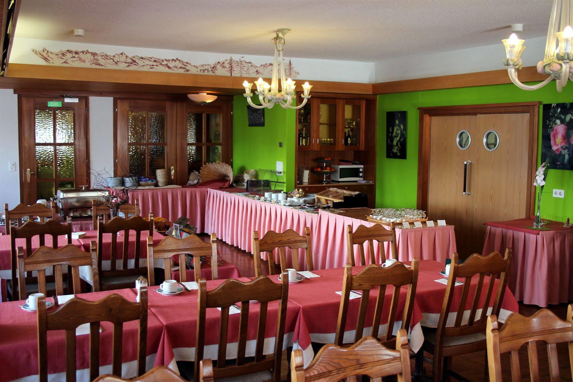 Swiss Family Hotel Alphubel Saas-Fee Buitenkant foto